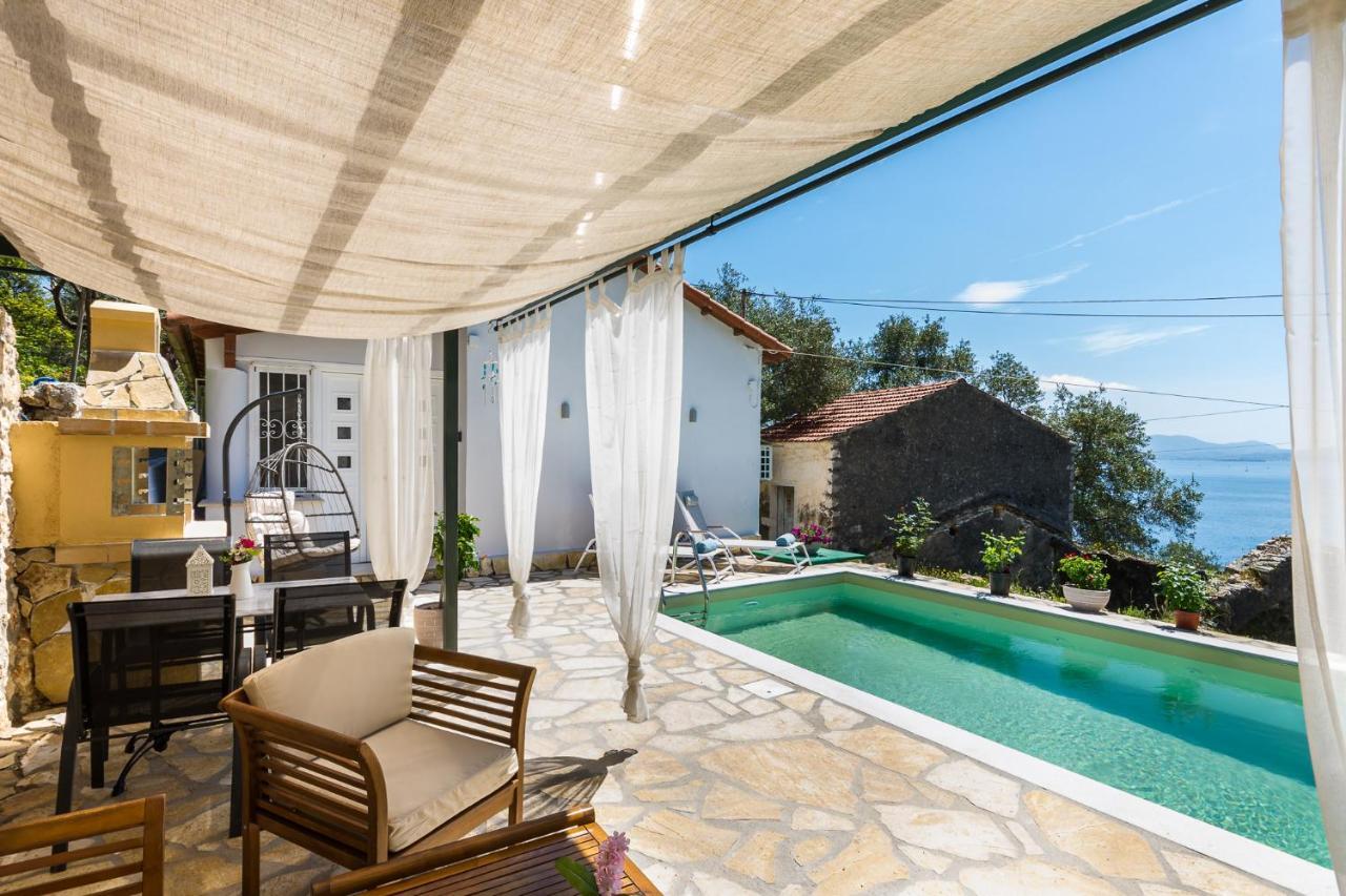 Alkinoi Seaview Villa With Private Pool By Konnect, Nisaki Nisaki  외부 사진